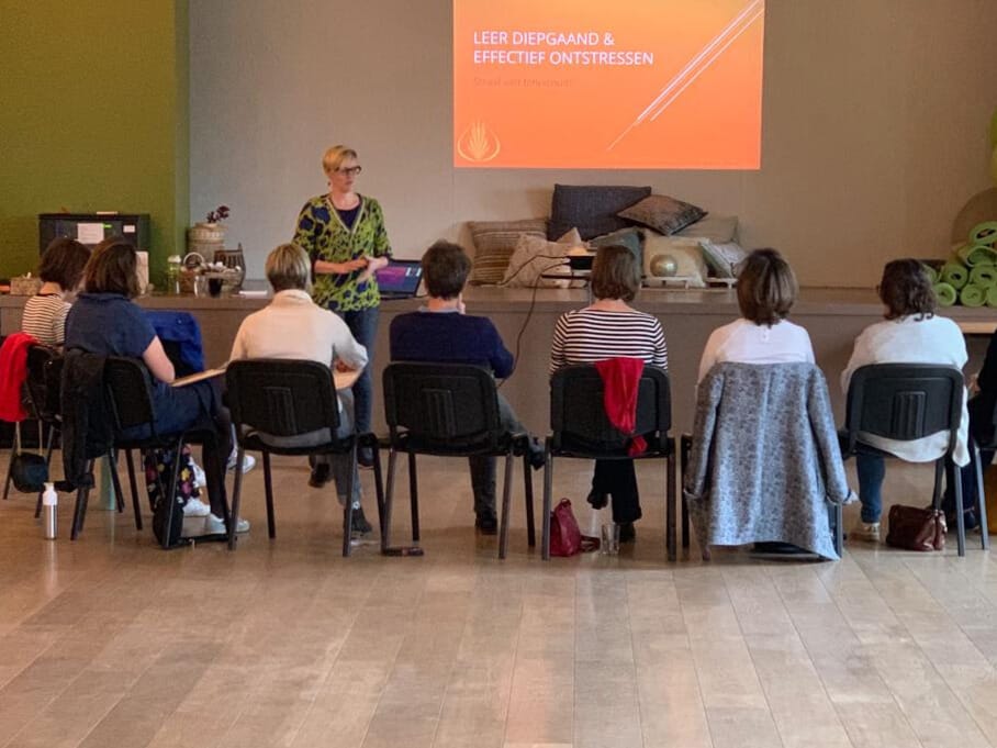 Leer snel en blijvend diepgaand ontstressen in minder dan 5 minuten